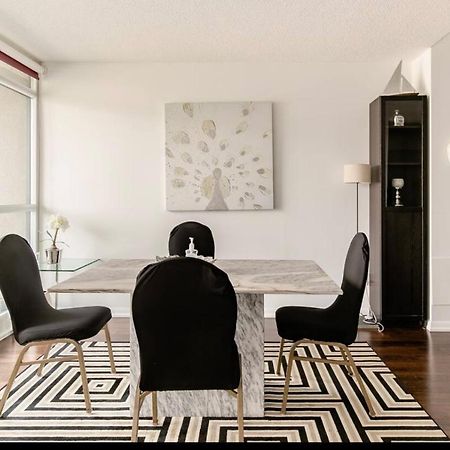 Downtown Toronto+Free Parking+Cn Tower View Apartment Luaran gambar