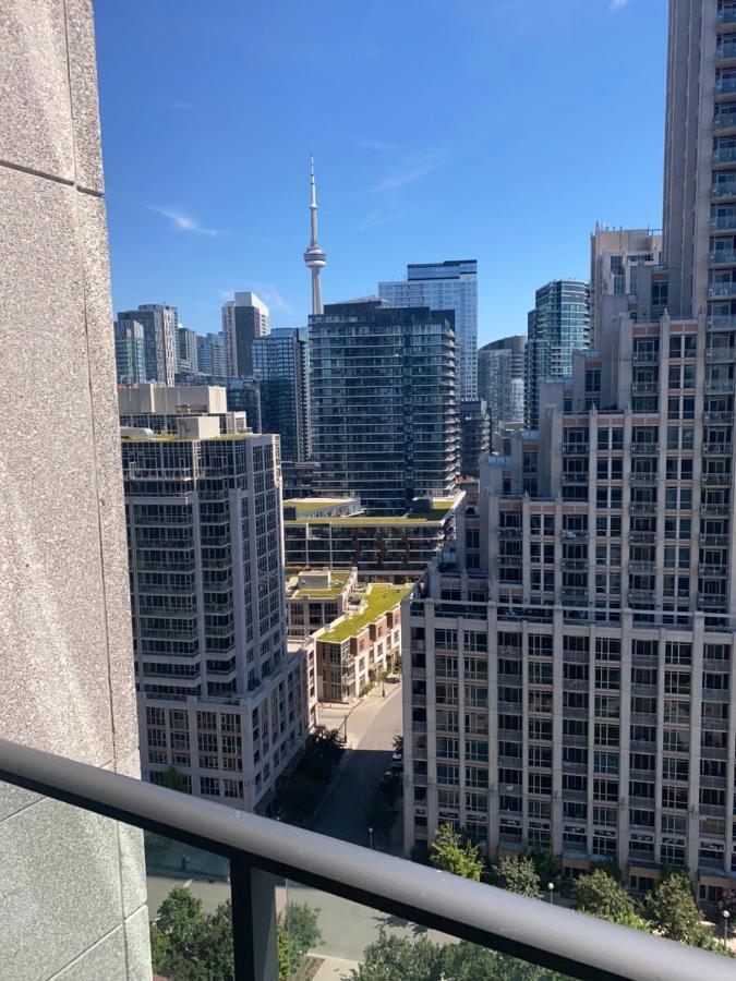 Downtown Toronto+Free Parking+Cn Tower View Apartment Luaran gambar